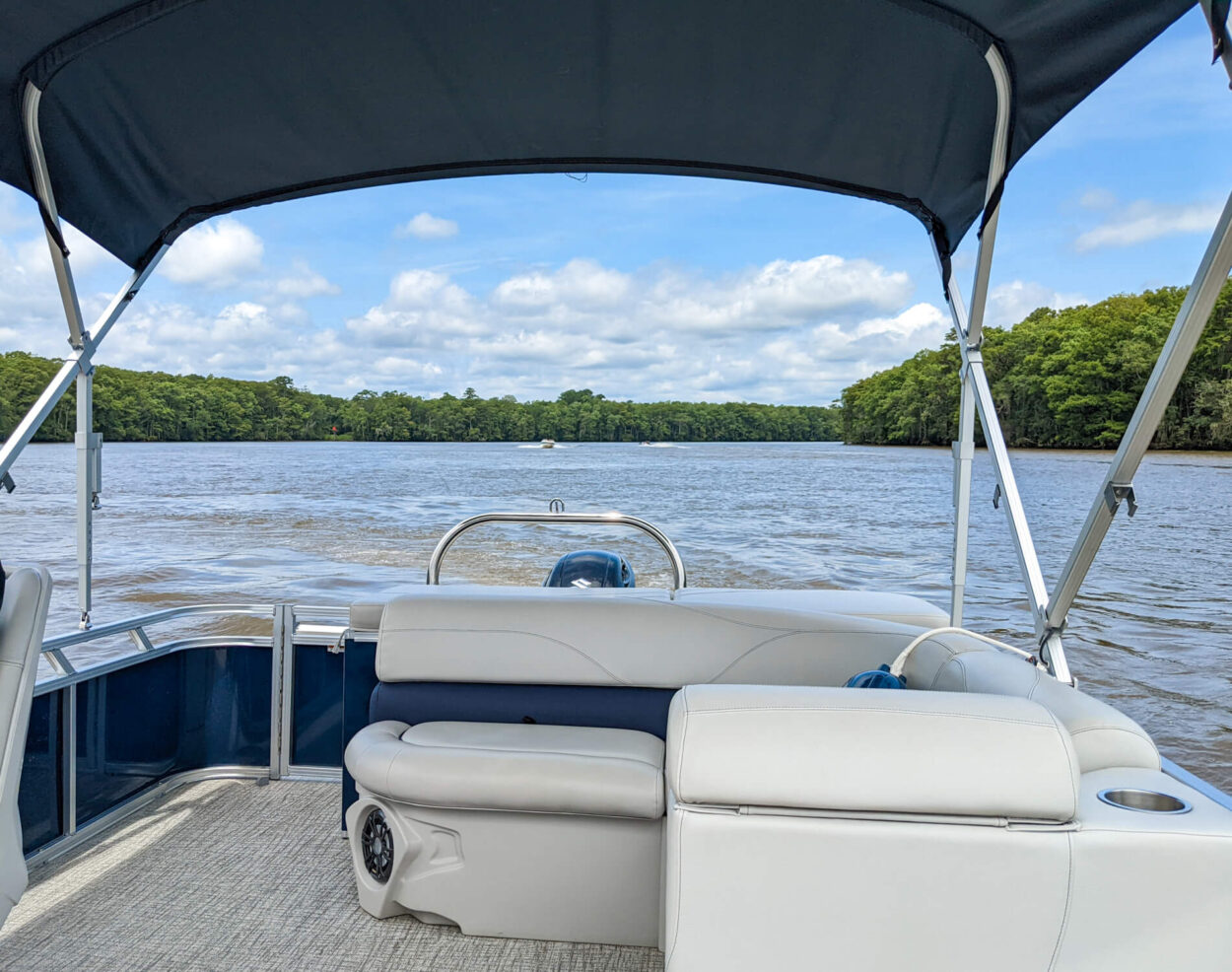 boat rentals at Wacca Wache Marina